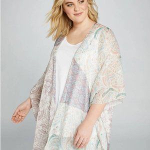 Lane bryant light color paisley kimono